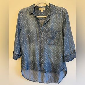 Anthropologie Cloth & Stone Chambray Blue Patterned Shirt Size XS Button Up